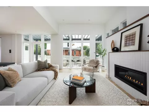 Living - 934 Spruce St, Boulder, CO 80302 photo 3 of 4