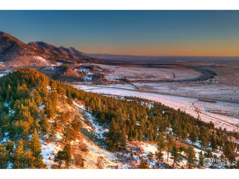 9352 Eastridge Rd, Golden, CO 80403