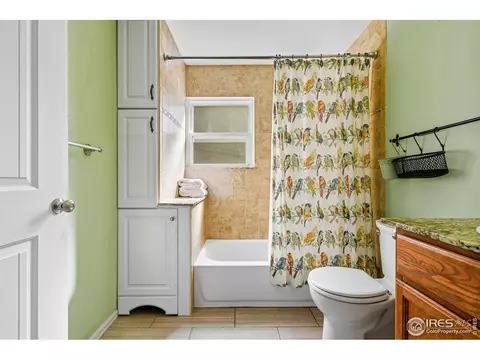 Bath - 342 4th Ave, Lyons, CO 80540 photo 2 of 2