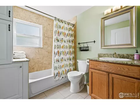 Bath - 342 4th Ave, Lyons, CO 80540 photo 1 of 2