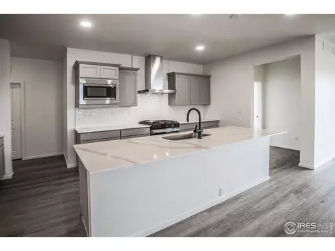 Kitchen - 6071 Red Barn Rd, Timnath, CO 80547 photo 2 of 9