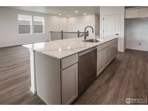 Kitchen - 6071 Red Barn Rd, Timnath, CO 80547 photo 6 of 9
