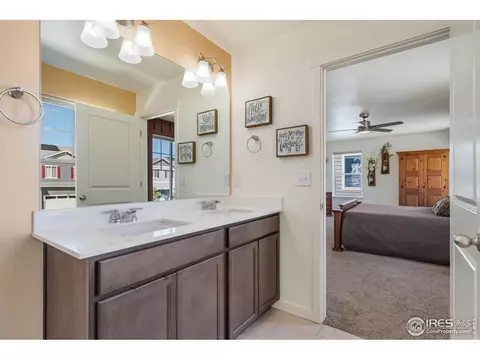 Bath - 1233 Lily Mountain Rd, Windsor, CO 80550 photo 3 of 4