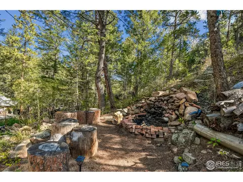 Exterior - 541 Riverside Dr, Lyons, CO 80540 photo 9 of 14