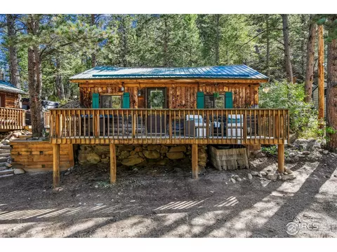 Exterior - 541 Riverside Dr, Lyons, CO 80540 photo 7 of 14