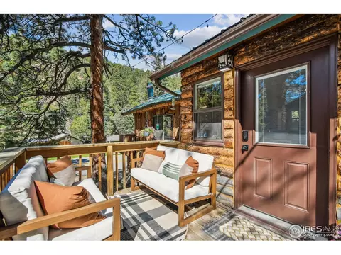 Exterior - 541 Riverside Dr, Lyons, CO 80540 photo 2 of 14