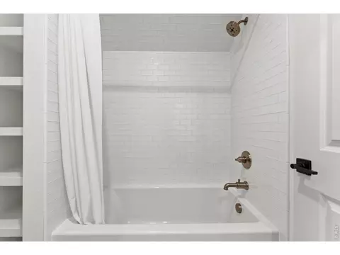 Bath - 271 Cornelia Dr, Windsor, CO 80550 photo 6 of 7