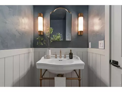 Bath - 271 Cornelia Dr, Windsor, CO 80550 photo 1 of 7
