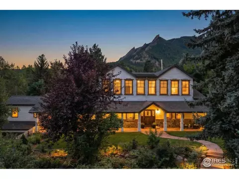 440 Christmas Tree Dr, Boulder, CO 80302
