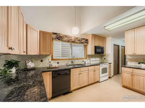 Kitchen - 2736 Winding Trail Pl, Boulder, CO 80304 photo 3 of 3
