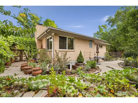 3155 Dover Dr, Boulder, CO 80305