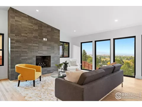 Living - 2905 Stanford Ave, Boulder, CO 80305 photo 2 of 7