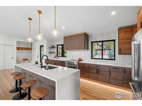 Kitchen - 2905 Stanford Ave, Boulder, CO 80305 photo 4 of 6