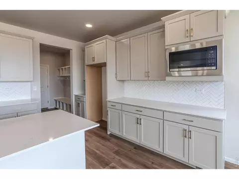 Kitchen - 804 Chatter Rd, Windsor, CO 80550 photo 4 of 8