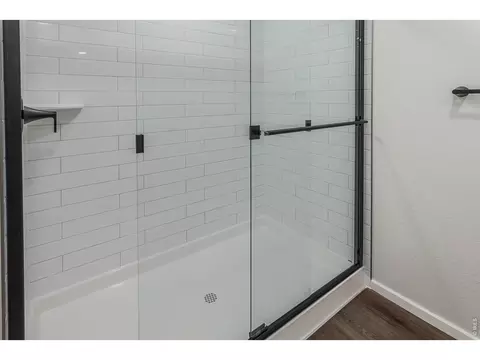 Bath - 804 Chatter Rd, Windsor, CO 80550 photo 2 of 5