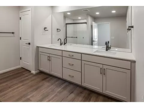 Bath - 804 Chatter Rd, Windsor, CO 80550 photo 1 of 5