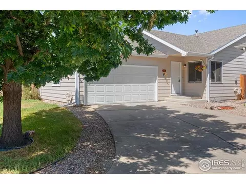 102 Fossil Ct W, Fort Collins, CO 80525