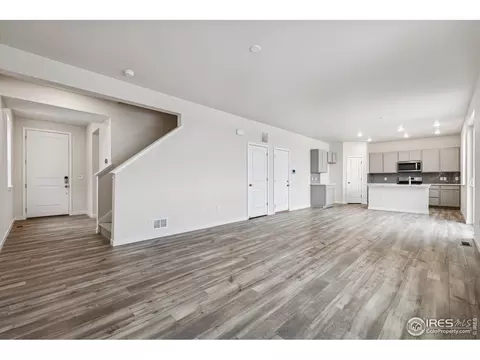 839 Harvard St, Johnstown, CO 80534 photo 5