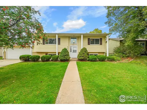 1517 Amherst Dr, Longmont, CO 80503