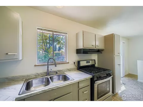 730 32nd St, Boulder, CO 80303 photo 2