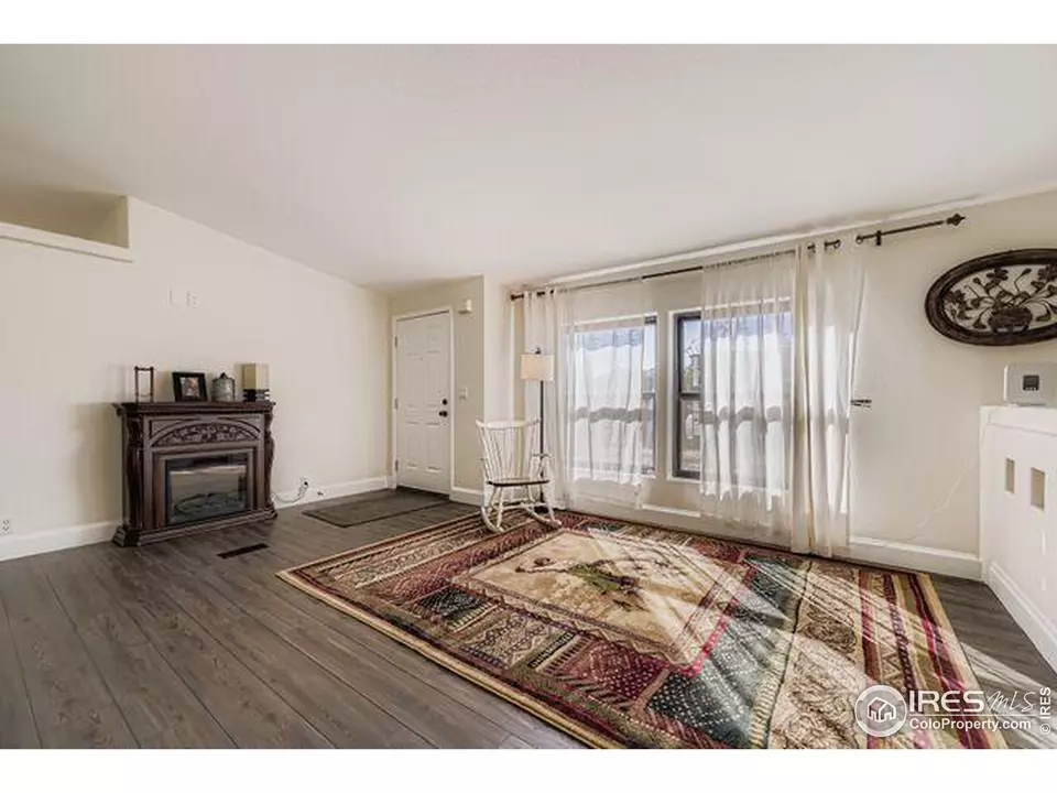 Living - 10141 County Road 14 12, Fort Lupton, CO 80621 photo 3 of 3