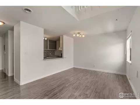 225 E 8th Ave #E20, Longmont, CO 80504 photo 2