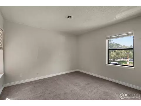 225 E 8th Ave #E20, Longmont, CO 80504 photo 10