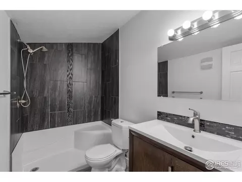 225 E 8th Ave #E20, Longmont, CO 80504 photo 17
