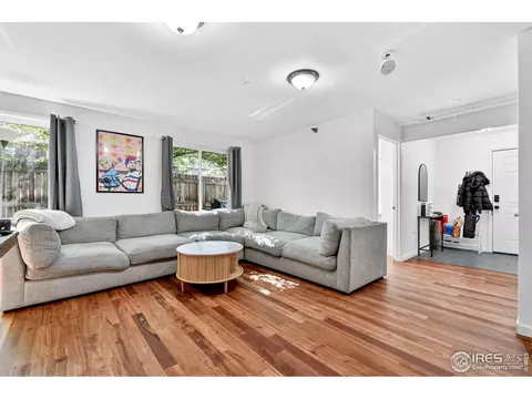 Living - 972 Pleasant St, Boulder, CO 80302 photo 5 of 7