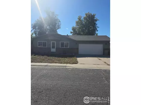 1114 Longview Dr, Fort Lupton, CO 80621