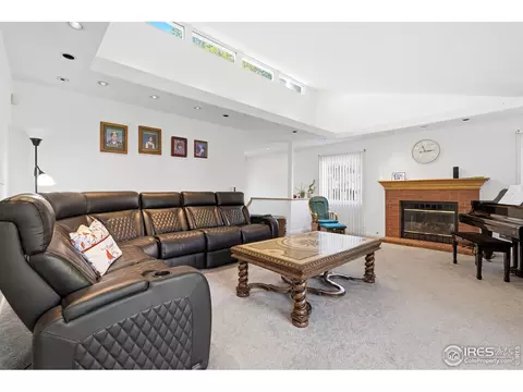 Living - 4584 Robinson Pl, Boulder, CO 80301 photo 2 of 2