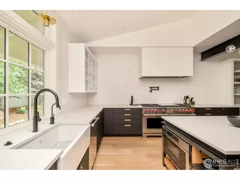 Kitchen - 656 Juniper Ave, Boulder, CO 80304 photo 3 of 5