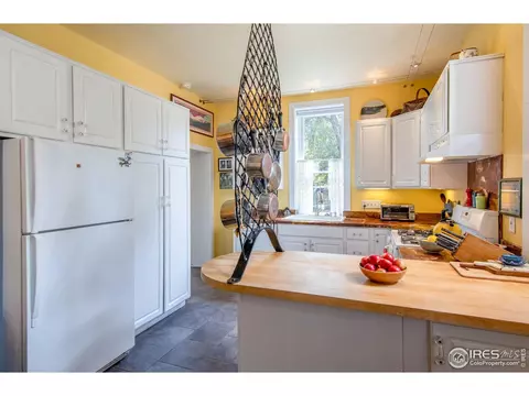 Kitchen - 1709 Pine St #3, Boulder, CO 80302 photo 3 of 3