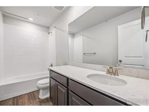 Bath - 882 Mesic Ln, Windsor, CO 80550 photo 2 of 5