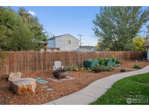 Exterior - 113 Oak St, Windsor, CO 80550 photo 6 of 9