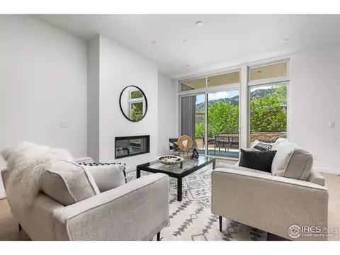 Living - 3315 Broadway Ave, Boulder, CO 80304 photo 1 of 2