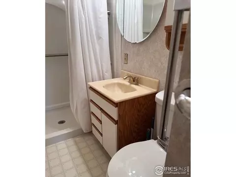 Bath - 209 Springdale Rd, Sterling, CO 80751 photo 1 of 1