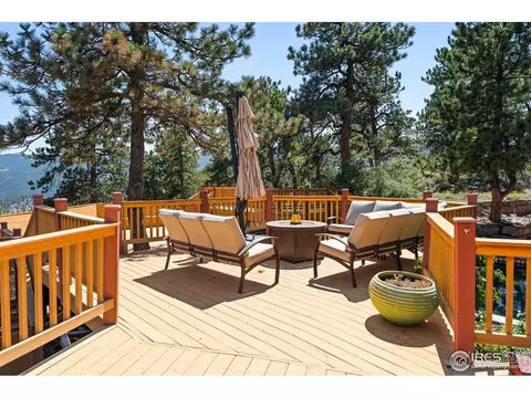Exterior - 470 Weaver Dr, Boulder, CO 80302 photo 5 of 9