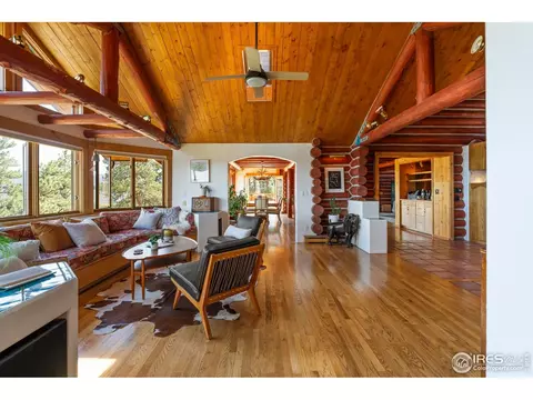 Living - 470 Weaver Dr, Boulder, CO 80302 photo 4 of 5