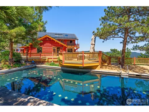 Exterior - 470 Weaver Dr, Boulder, CO 80302 photo 3 of 9