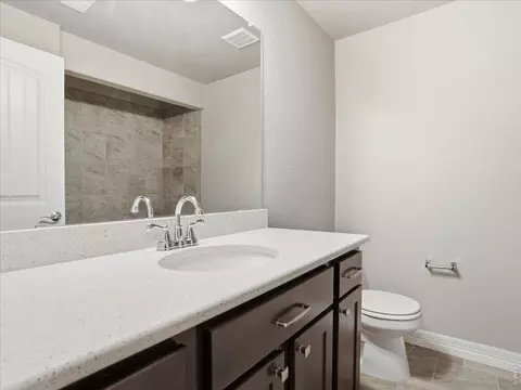 Bath - 4503 Waltham Dr, Windsor, CO 80550 photo 6 of 7