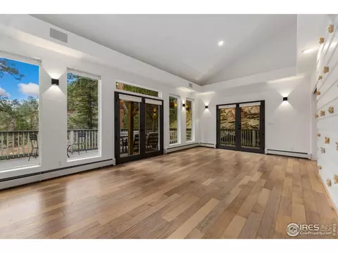 Living - 11042 N Saint Vrain Dr, Lyons, CO 80540 photo 10 of 16