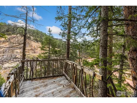 Exterior - 11042 N Saint Vrain Dr, Lyons, CO 80540 photo 4 of 6
