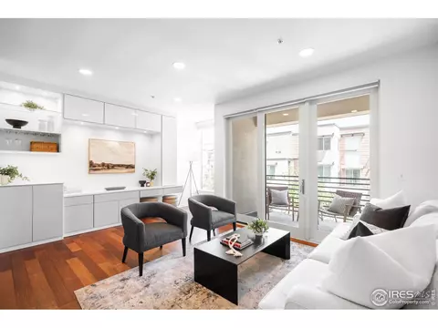 Living - 4555 13th St #2C, Boulder, CO 80304 photo 2 of 4
