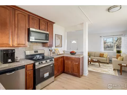 2885 Quebec St, Denver, CO 80207