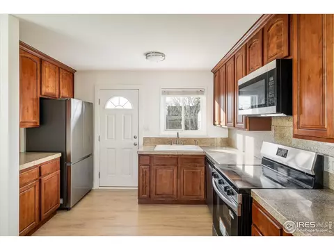 Kitchen - 2885 Quebec St, Denver, CO 80207 photo 2 of 4
