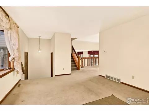 809 Jay Pl, Berthoud, CO 80513 photo 3