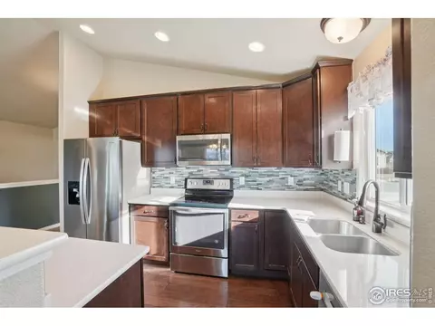 Kitchen - 541 Mount Rainier St, Berthoud, CO 80513 photo 4 of 4