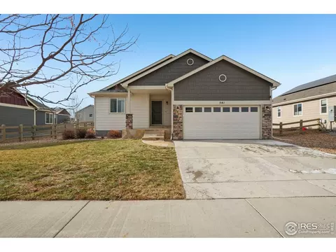 Exterior - 541 Mount Rainier St, Berthoud, CO 80513 photo 2 of 5