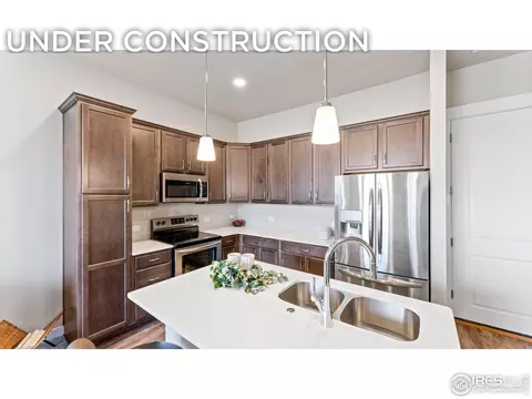 6780 Maple Leaf Dr, Timnath, CO 80547